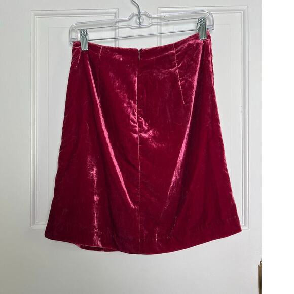 Anthropologie Women's 2 Skirt Monte Velvet Mini Raspberry Red Slit Knee Length - Picture 2 of 10